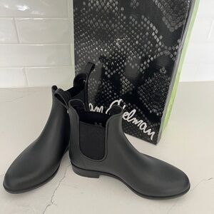 Sam Edelman Black rubber rain ankle boot Size : 7W